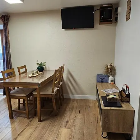 Le Petit Erable * Blavozy